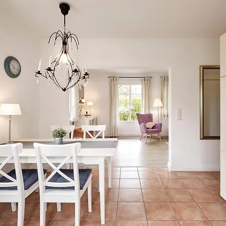 Haus Badestrasse 15a Eg 아파트 *