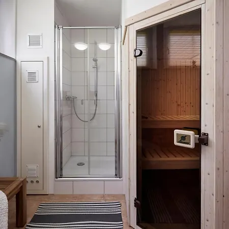 Haus Badestrasse 15a Eg *